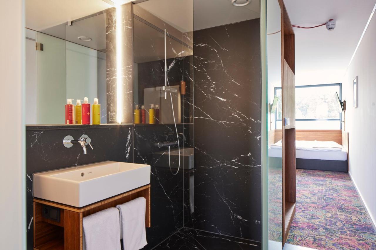 Tin Inn Montabaur L Einfach Gut - Das Hotel Aus Hochwertig Ausgebauten Ueberseecontainern Экстерьер фото